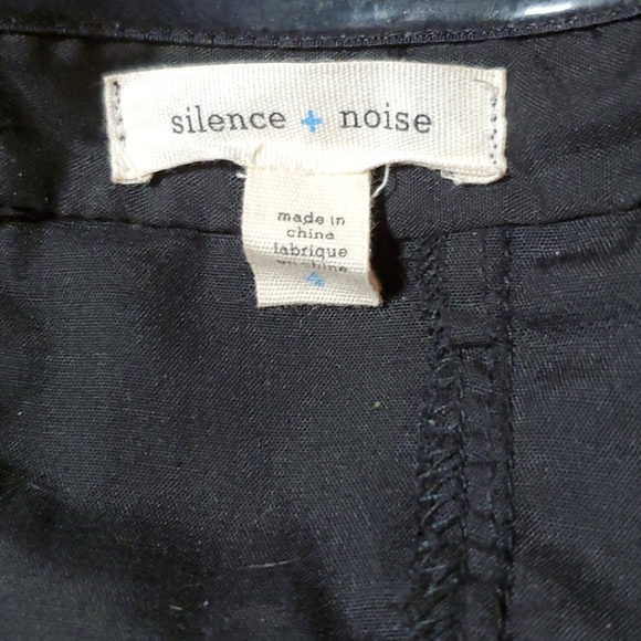 Silence +Noise clack crop top size 4 - Picture 5 of 6